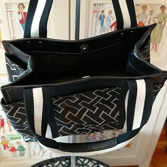 Tommy Hilfiger signature bag - Picture 6 of 8